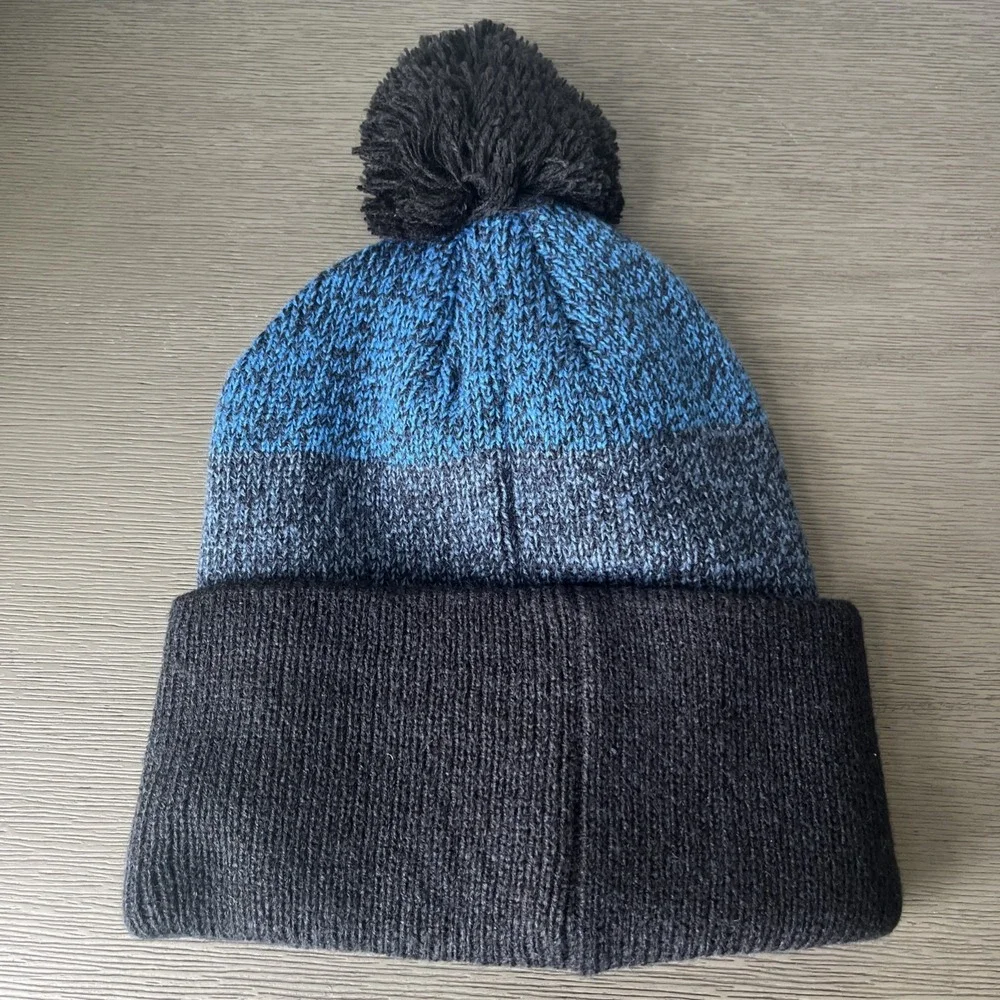 Atlanta Braves 47 Striped Winter Beanie MLB Hat Cap Blue‎ Navy NWT